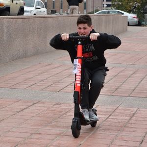 Meet your Posher, Brady